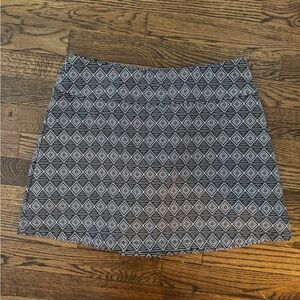 Sigrid Olsen Black and White Patterned Exercise Mini Skort